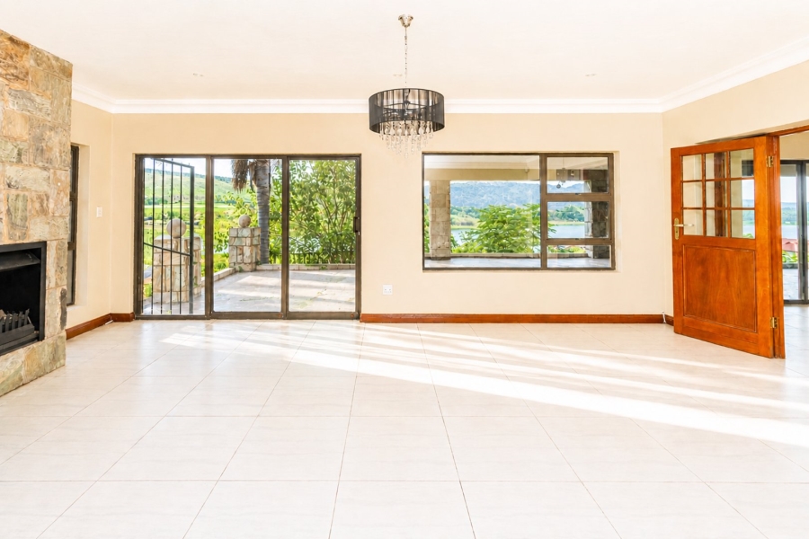 3 Bedroom Property for Sale in Birdwood Estate North West